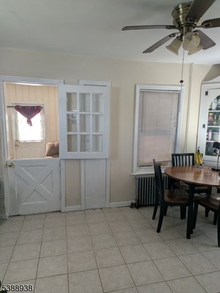 Dining room, Interior