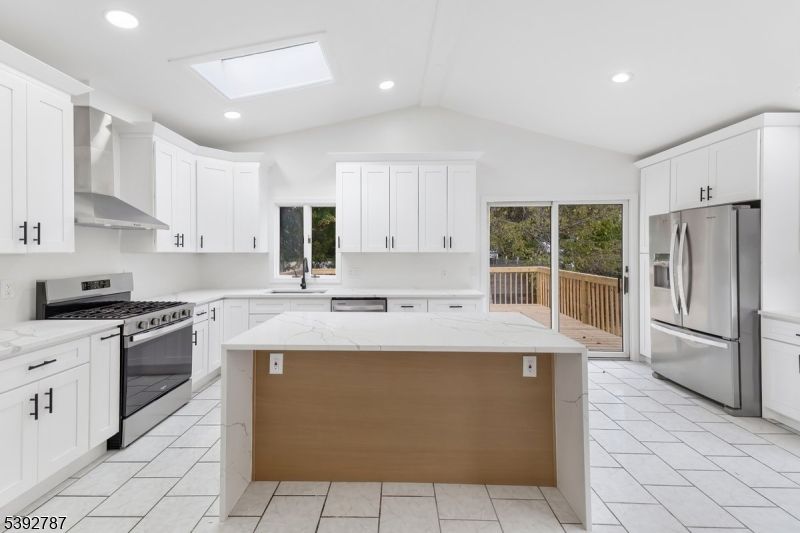 Interior, Kitchen, Recessed Lighting