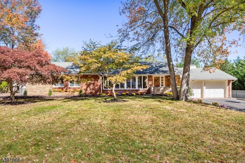 Attached, Backyard, Exterior, Facade, Brick Facade, Cape Cod