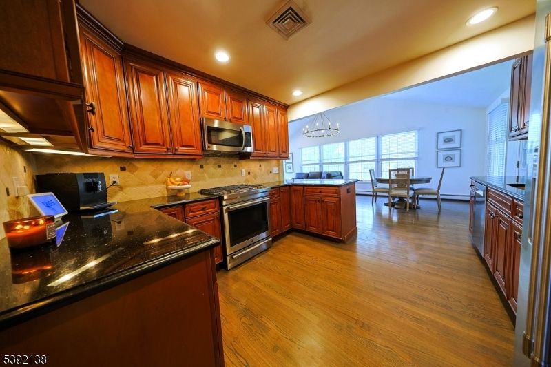 Chandelier, Dining room, Interior, Kitchen, Recessed Lighting, Wood Texture Flooring