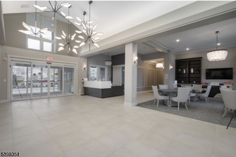Dining room, Interior, Living room, Pendant Lights, Recessed Lighting
