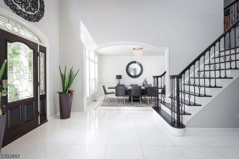 Chandelier, Dining room, Interior, Recessed Lighting