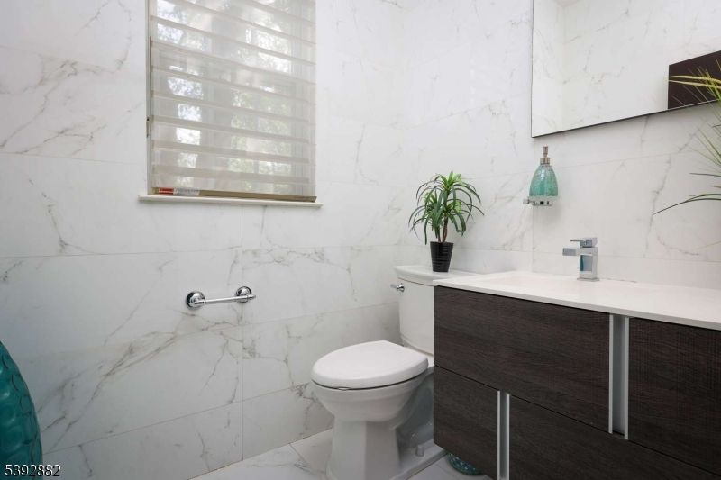 Bathroom, Interior, Marble, Marble Walls