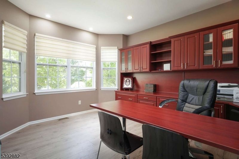 Home Office, Interior, Recessed Lighting, Wood Texture Flooring