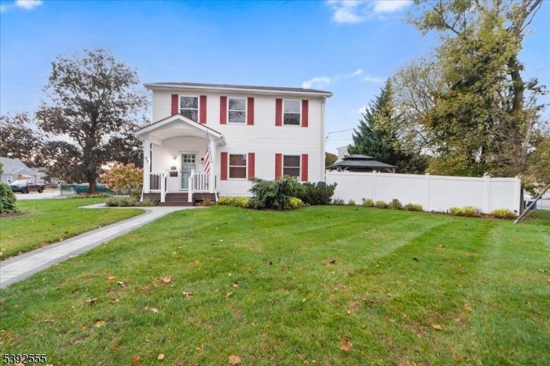 Backyard, Exterior, Facade, Georgian