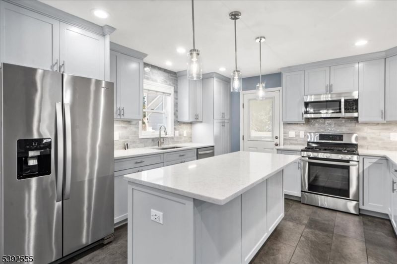 Interior, Kitchen, Pendant Lights, Recessed Lighting, Stainless Steel Appliances