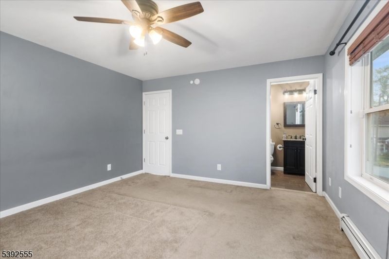 Bathroom, Empty room, Interior