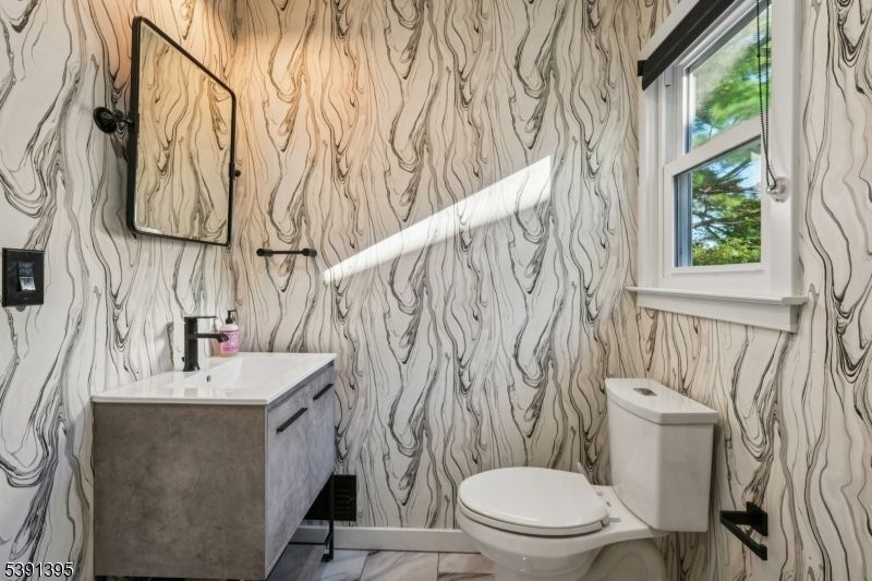 Bathroom, Interior, Marble, Marble Walls