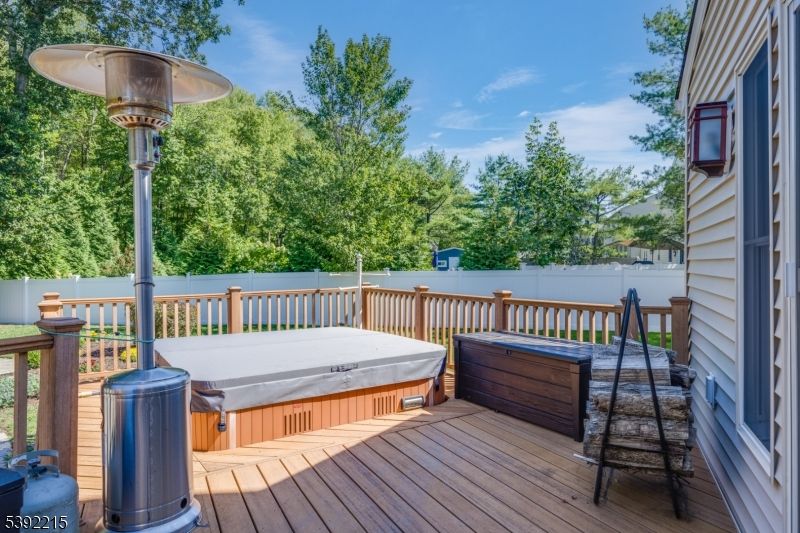Exterior, Hot Tub