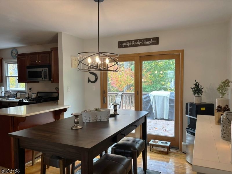 Chandelier, Dining room, Interior, Kitchen, Pendant Lights, Wood Texture Flooring