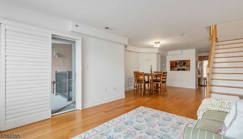 Dining room, Interior, Kitchen, Stainless Steel Appliances, Wood Texture Flooring