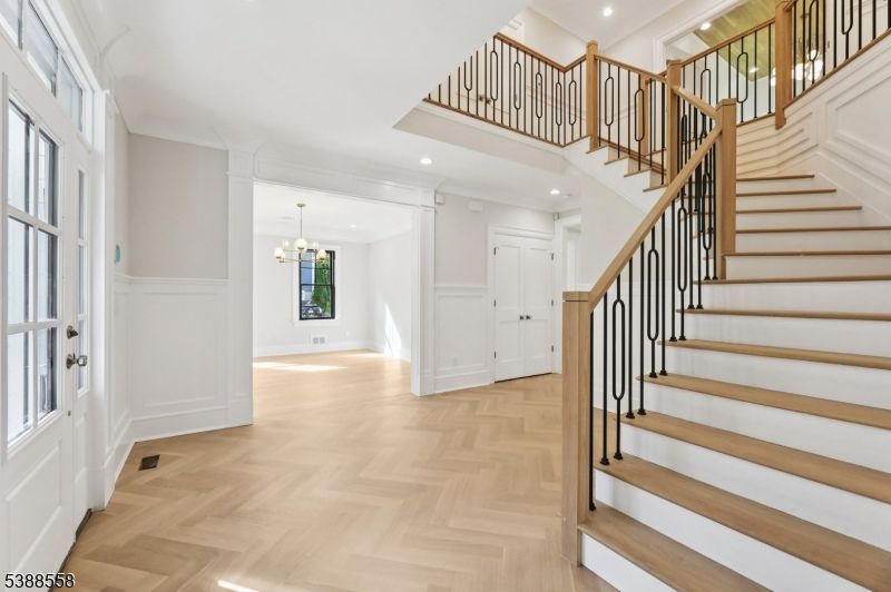 Chandelier, Interior, Recessed Lighting, Wood Texture Flooring