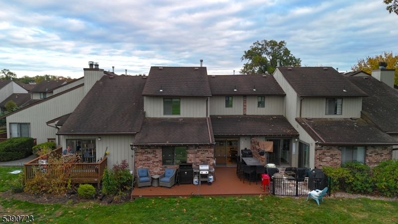Exterior, Facade, Brick Facade, Farmhouse