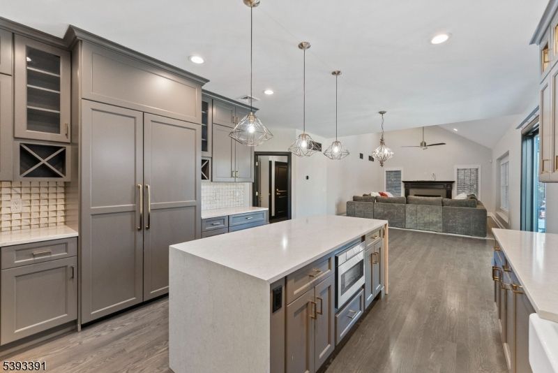 Interior, Kitchen, Living room, Pendant Lights, Recessed Lighting, Stainless Steel Appliances, Wood Texture Flooring