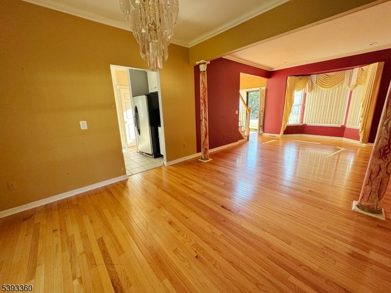 Chandelier, Empty room, Interior, Wood Texture Flooring