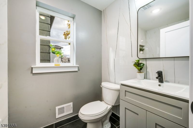 Bathroom, Interior, Marble Walls, Recessed Lighting