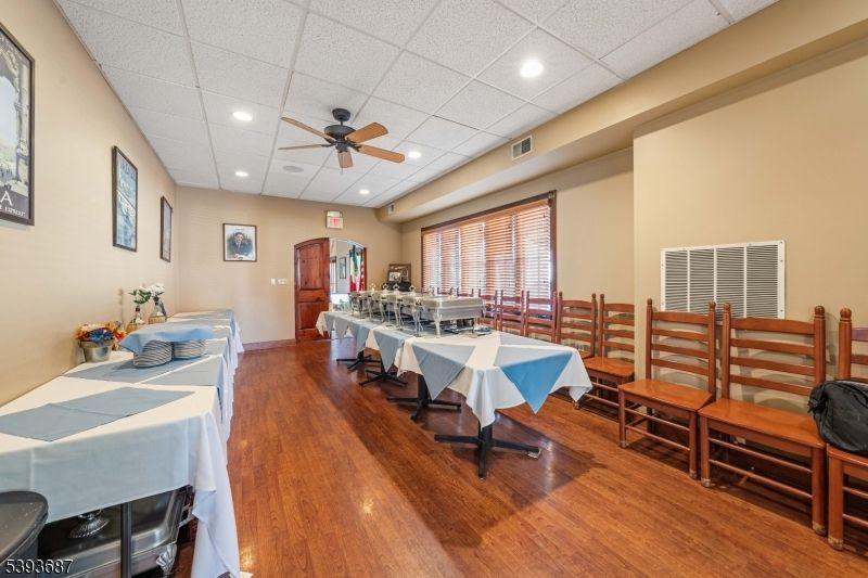 Dining room, Interior, Recessed Lighting, Wood Texture Flooring