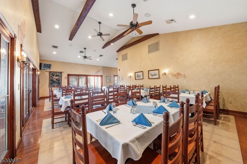 Dining room, Interior, Recessed Lighting, Wooden Beams, Wood Texture Flooring