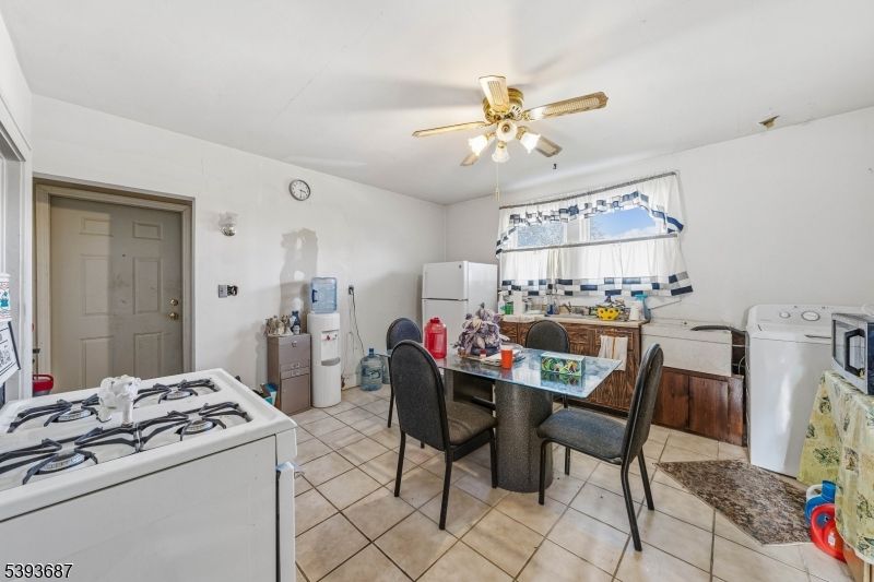 Dining room, Interior, Kitchen
