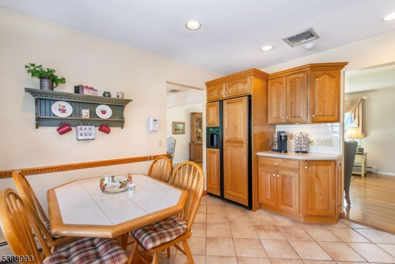 Dining room, Interior, Kitchen, Recessed Lighting, Wood Texture Flooring