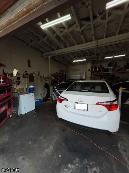 Garage, Interior