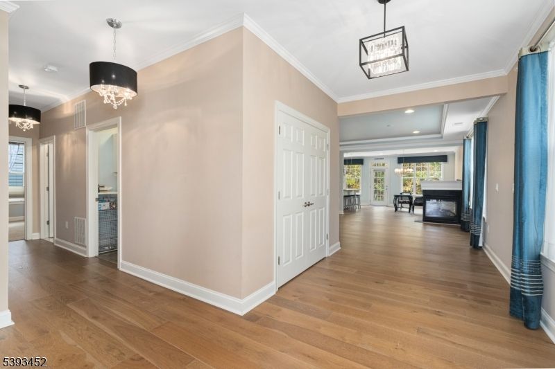 Empty room, Interior, Pendant Lights, Recessed Lighting, Wood Texture Flooring
