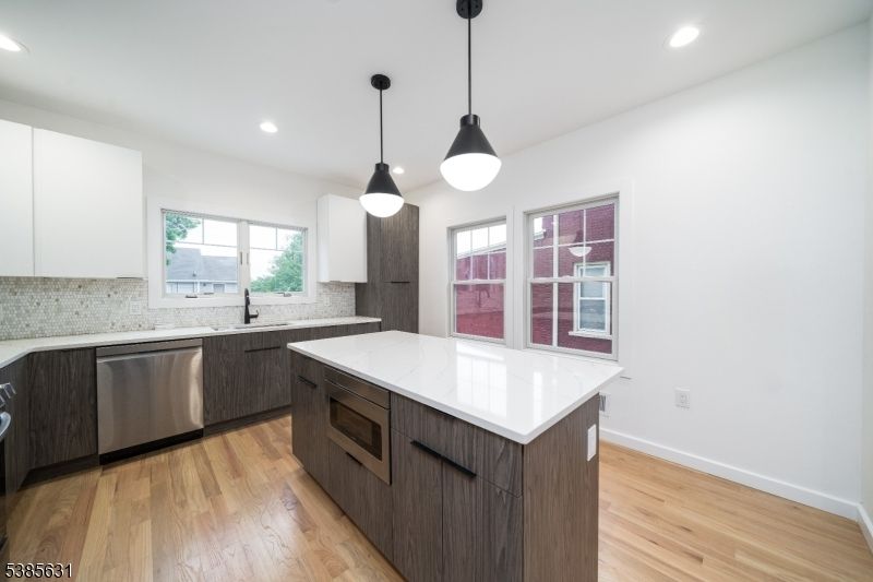 Interior, Kitchen, Pendant Lights, Recessed Lighting, Wood Texture Flooring