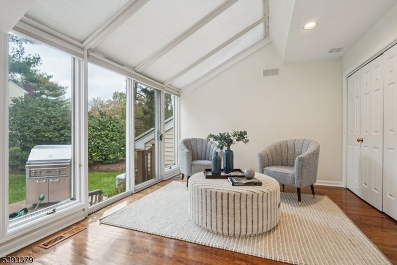 Interior, Living room, Recessed Lighting, Sun Room, Wood Texture Flooring