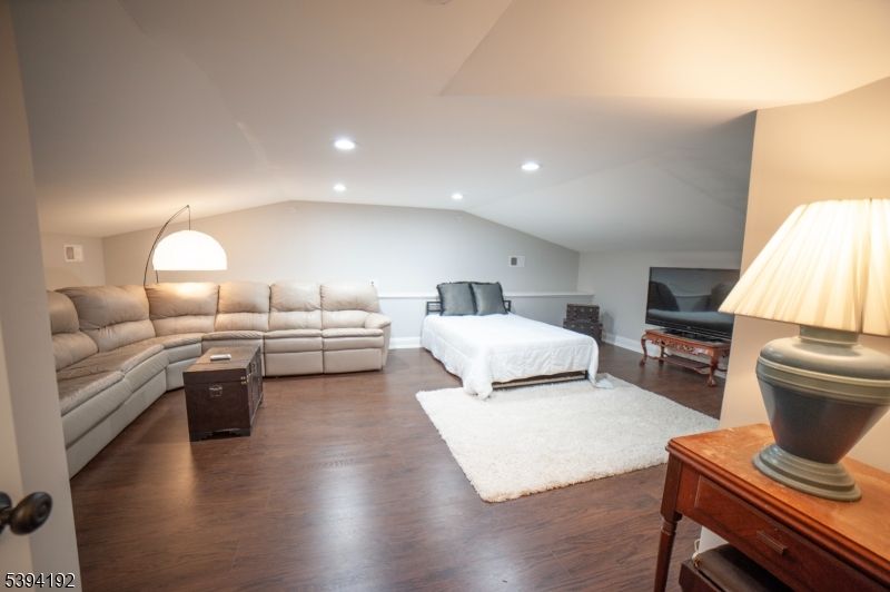 Bedroom, Interior, Living room, Recessed Lighting, Wood Texture Flooring