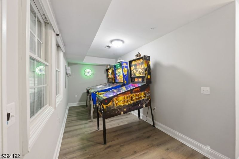 Game Room, Interior, Wood Texture Flooring