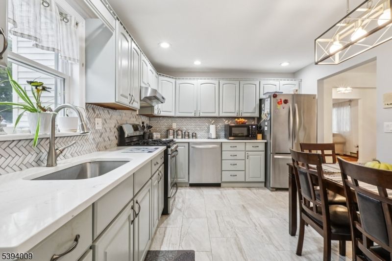 Interior, Kitchen, Marble, Recessed Lighting, Stainless Steel Appliances