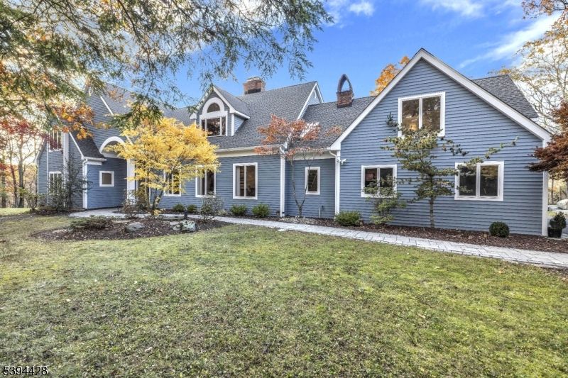 Backyard, Exterior, Facade, Farmhouse