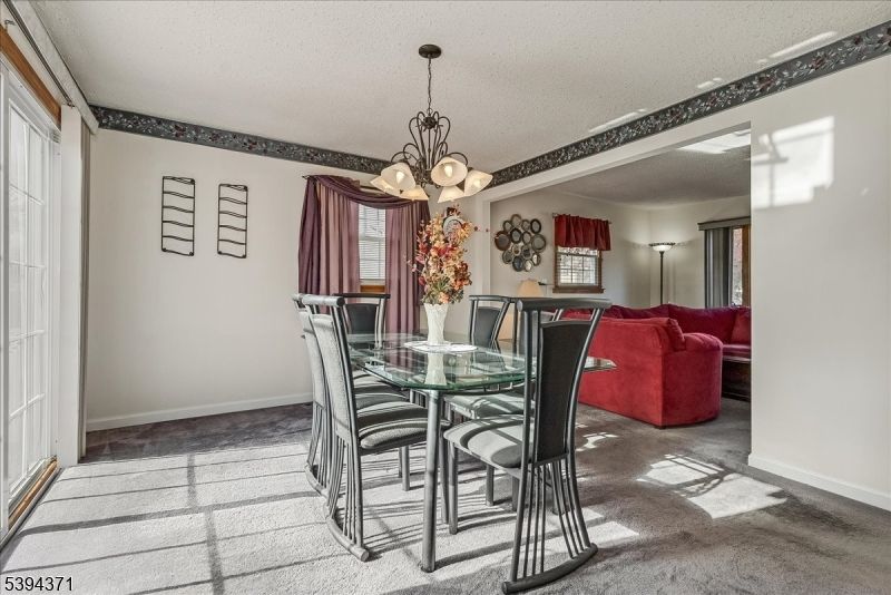 Chandelier, Dining room, Interior, Living room