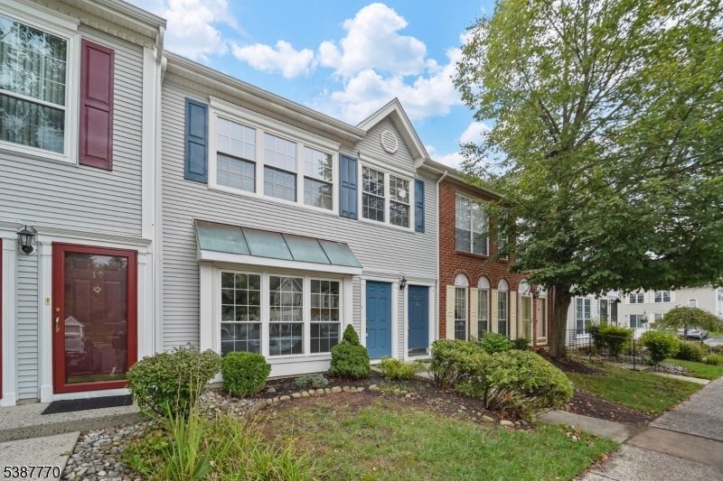 Exterior, Facade, Brick Facade, Rowhouse