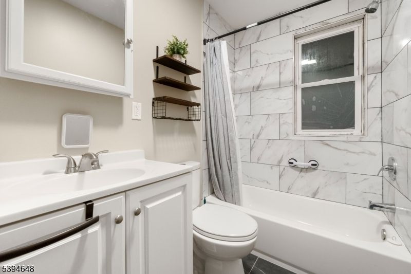 Bathroom, Interior, Marble Walls