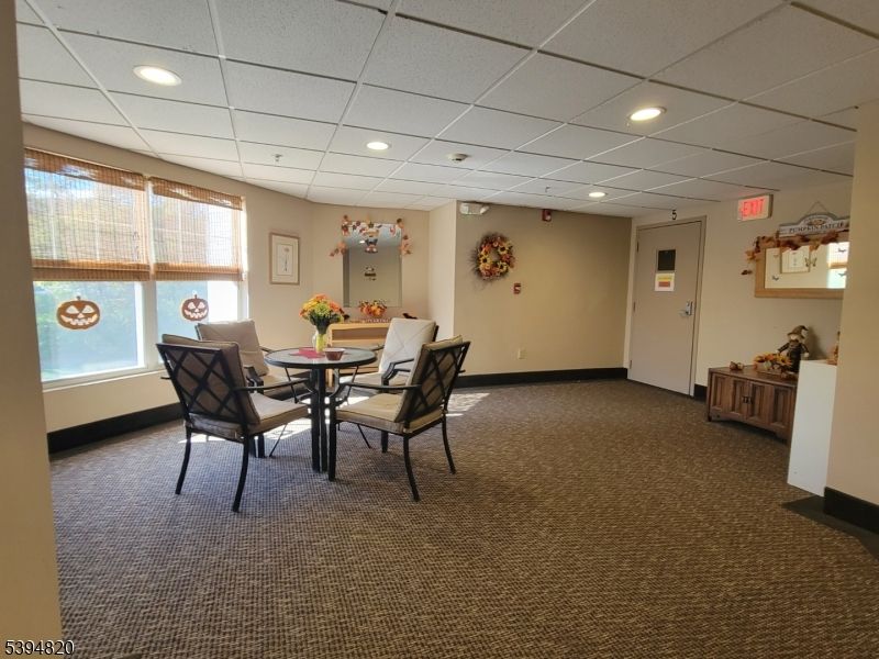 Dining room, Interior, Recessed Lighting