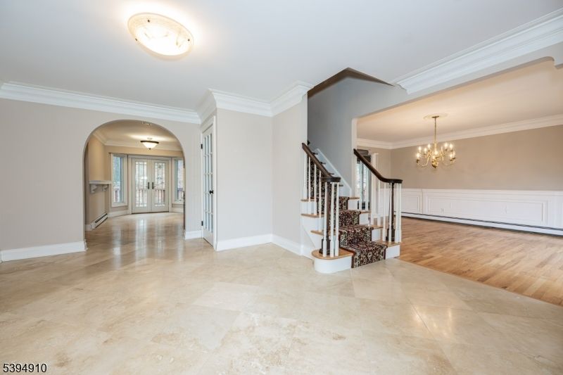 Chandelier, Empty room, Interior, Wood Texture Flooring