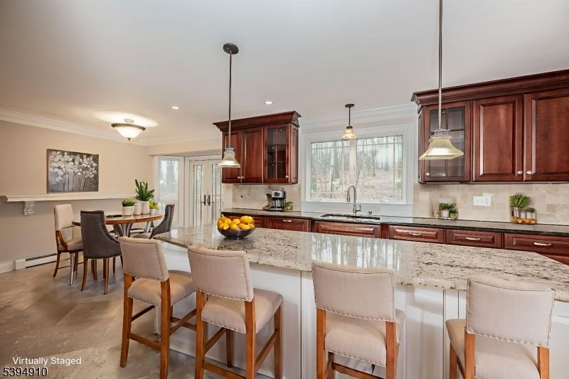 Dining room, Interior, Kitchen, Pendant Lights, Recessed Lighting, Stainless Steel Appliances