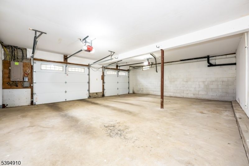 Garage, Interior, Stone Walls