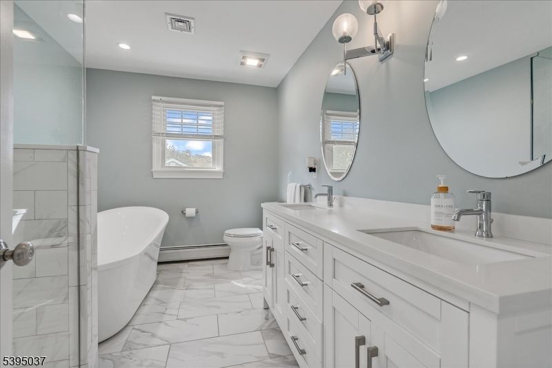 Bathroom, Dual Sink Vanities, Free Standing Baths, Interior, Marble, Recessed Lighting