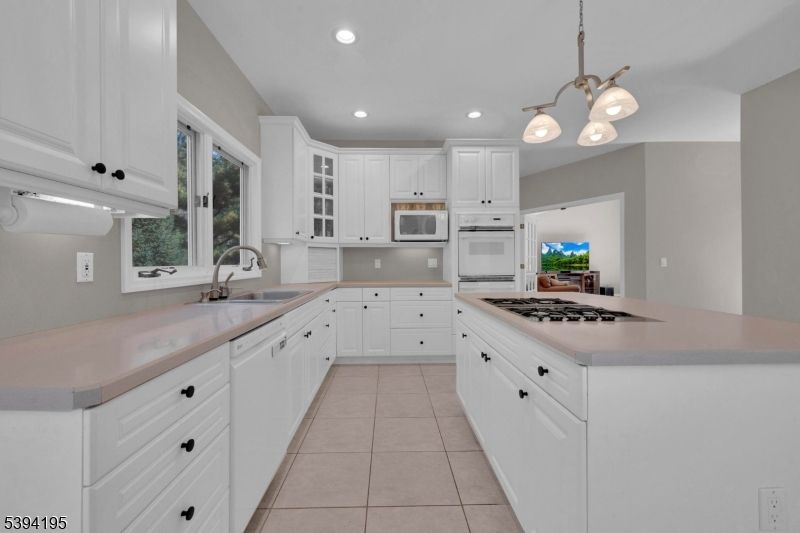 Interior, Kitchen, Pendant Lights, Recessed Lighting