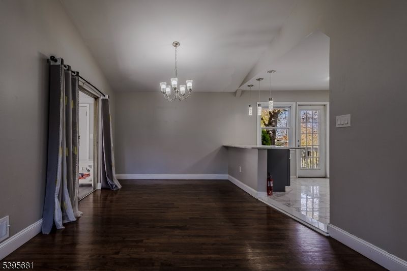 Chandelier, Empty room, Interior, Pendant Lights, Wood Texture Flooring