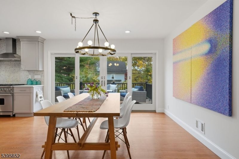 Chandelier, Dining room, Interior, Kitchen, Recessed Lighting, Wood Texture Flooring