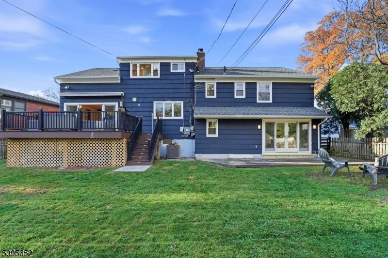 Attached, Backyard, Exterior, Facade, American Foursquare