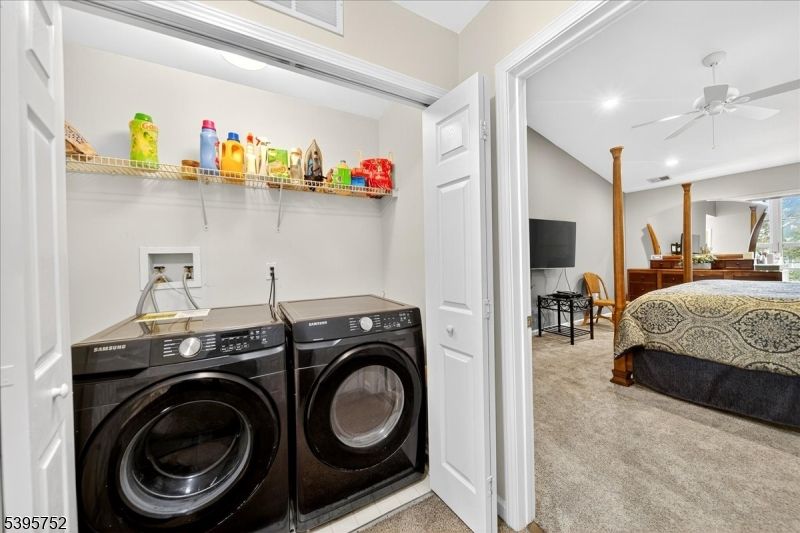 Bedroom, Interior, Recessed Lighting, Washer