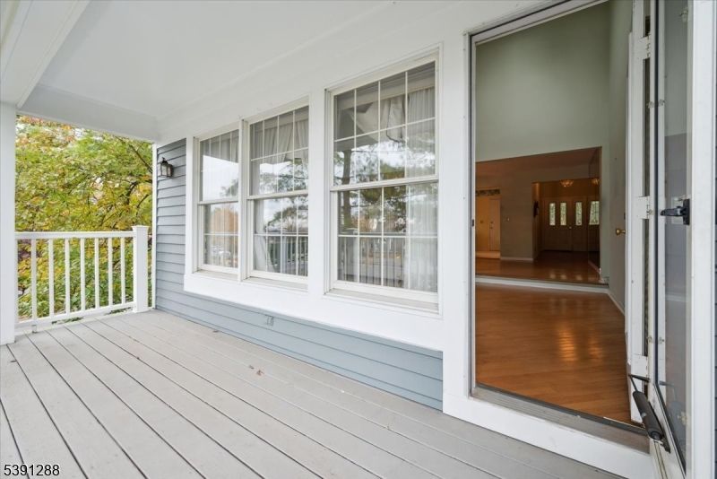 Exterior, Wood Texture Flooring