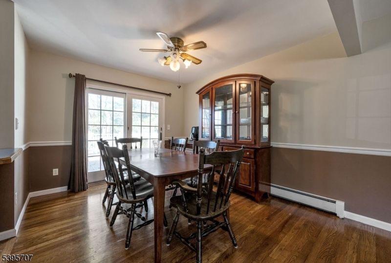 Dining room, Interior, Wood Texture Flooring