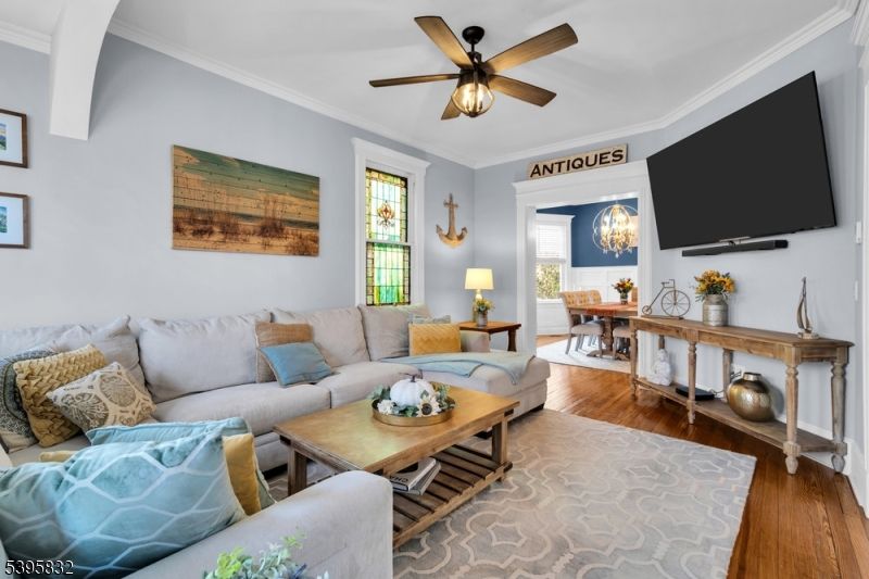 Dining room, Interior, Living room, Wood Texture Flooring