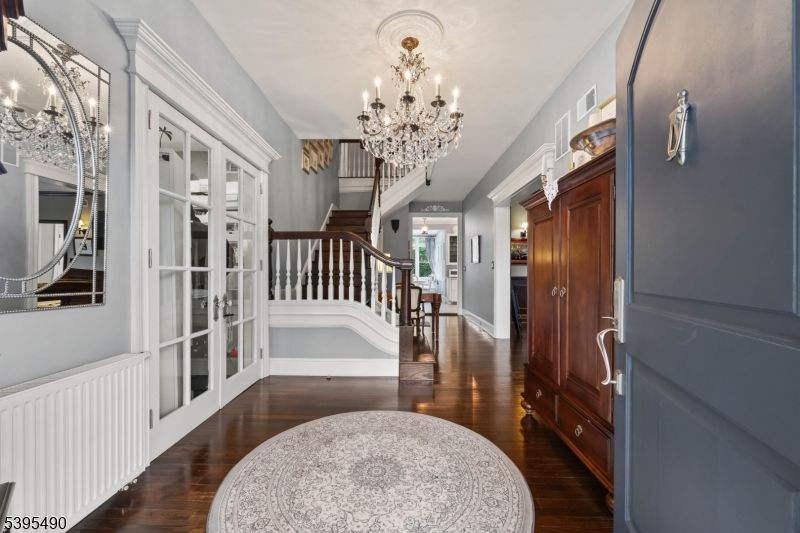 Chandelier, Interior, Wood Texture Flooring