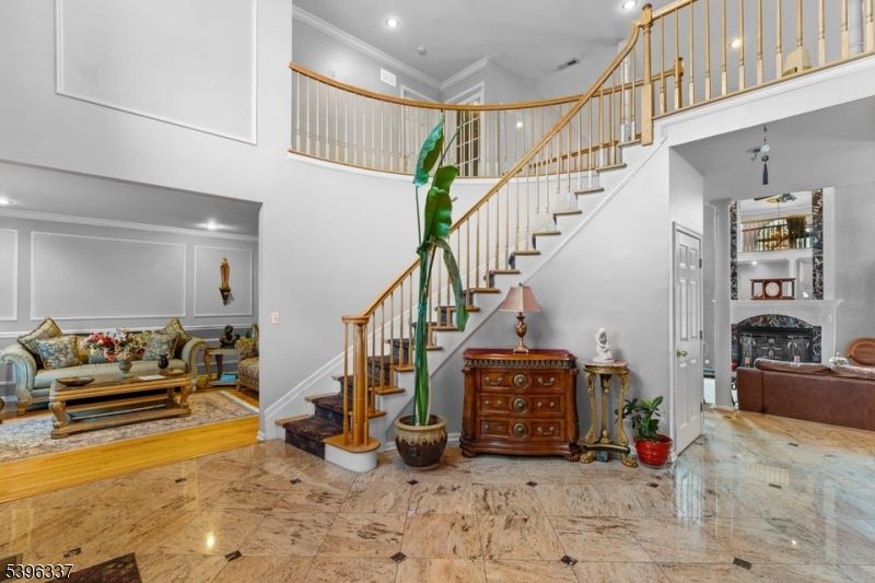 Fireplace, Interior, Recessed Lighting